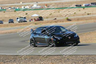 media/Oct-01-2022-Team Topak Racing (Sat) [[f860fb51be]]/2-Inter Low 2/session 1 turn 3/